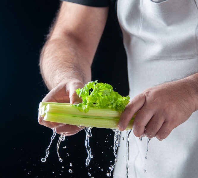 Como higienizar corretamente saladas e alimentos