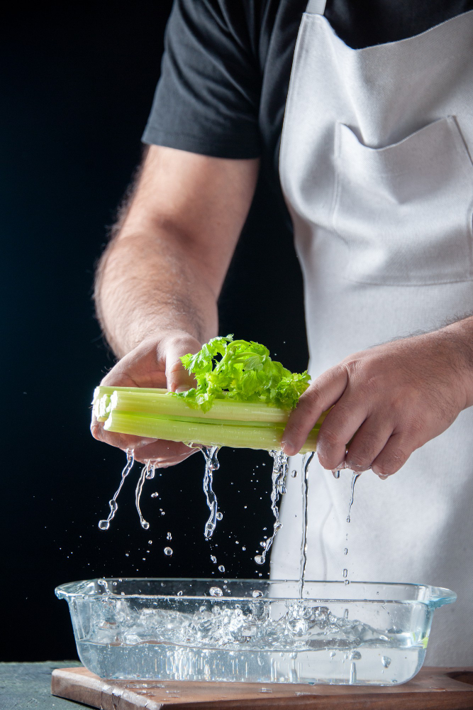 Como higienizar corretamente saladas e alimentos